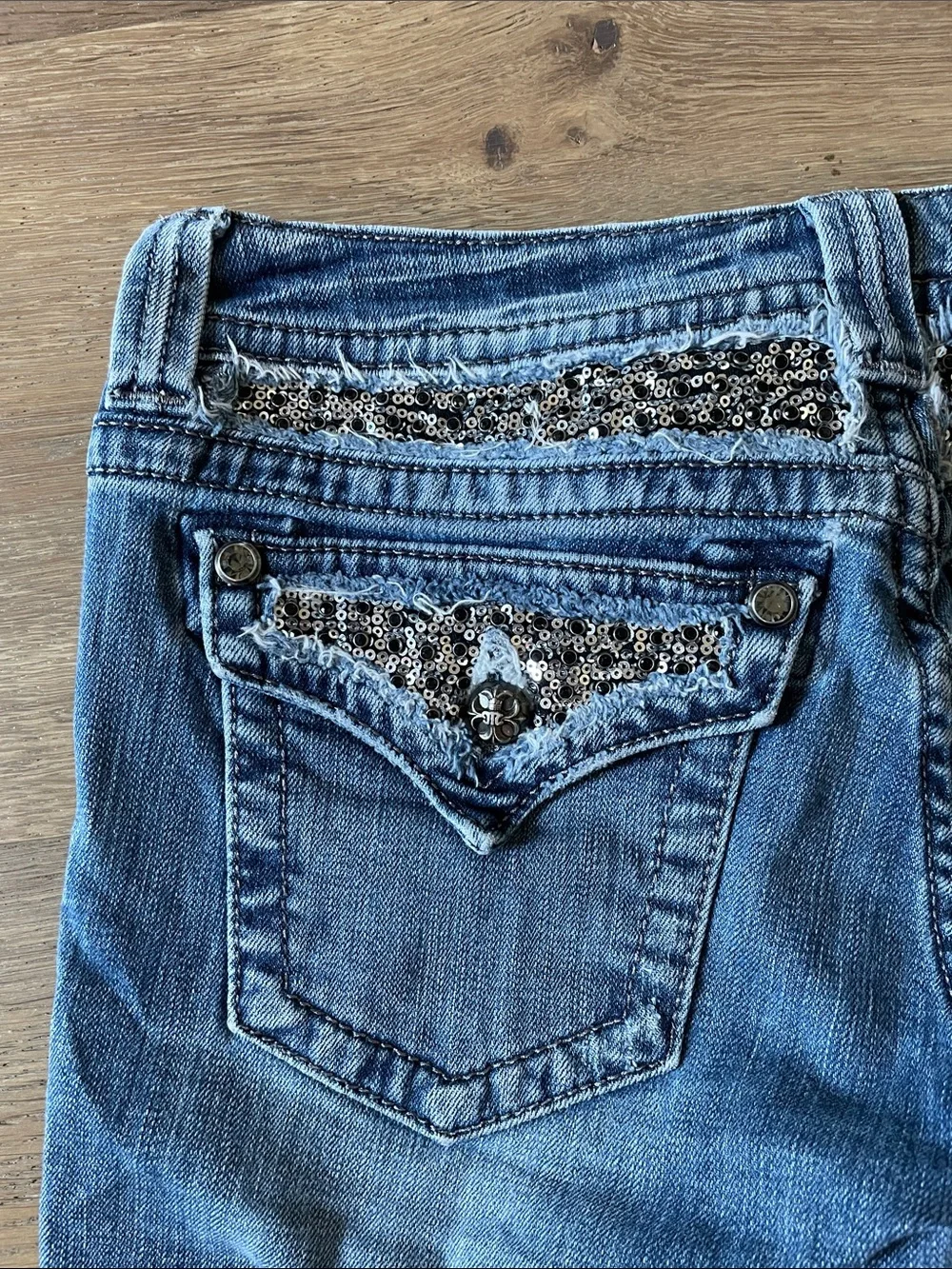 Miss Me Bermuda Shorts Sequin and Rhinestone Embellishments Size 29